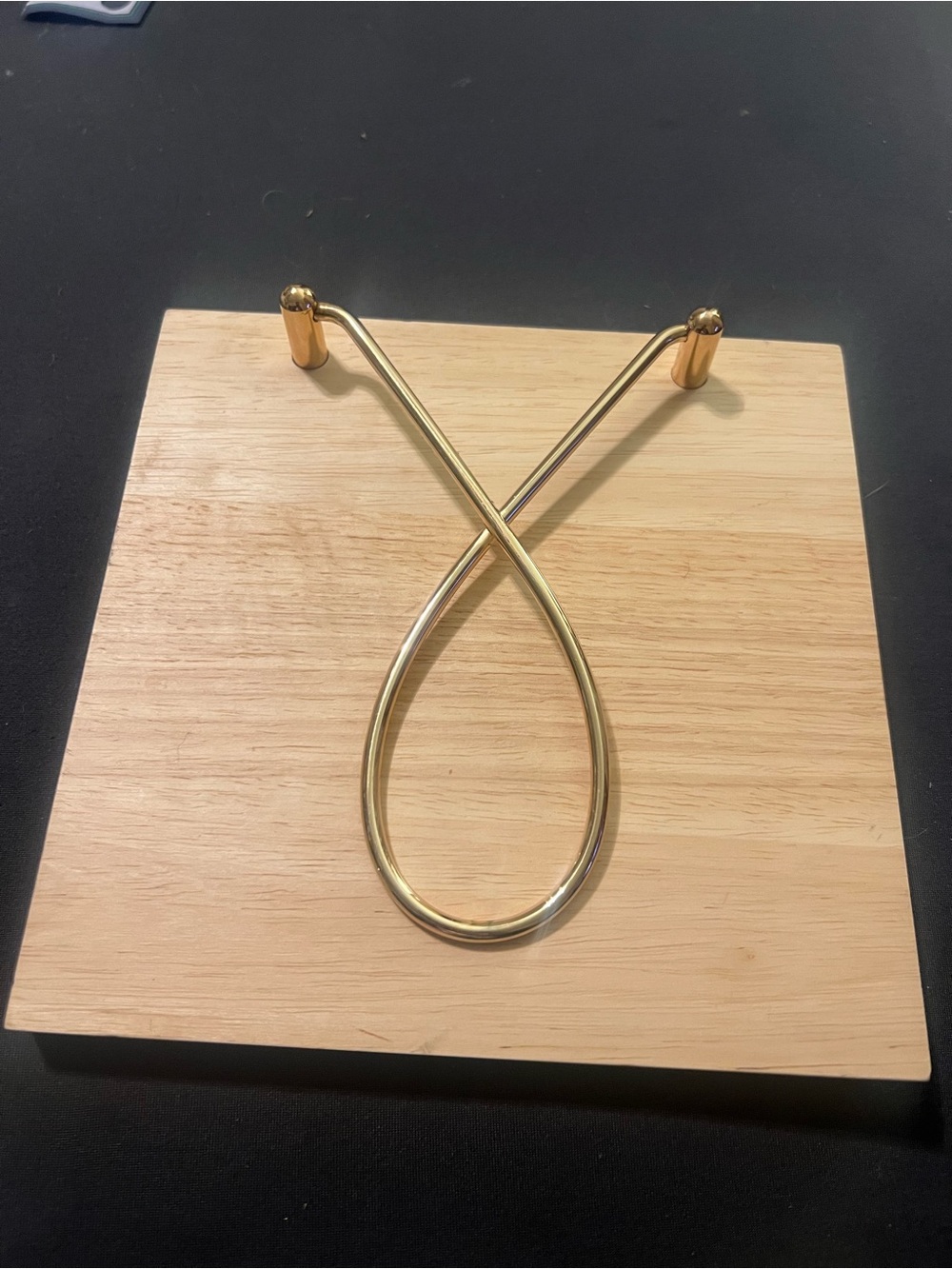 Kate Spade New York, Lenox, 7.5” Arch Street Wood Napkin Holder, good condition
